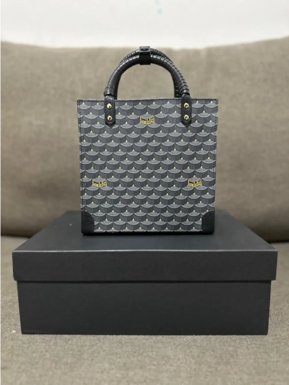 Faure Le Page Paris
Take it Easy 19 Bag - Picture 4 of 13